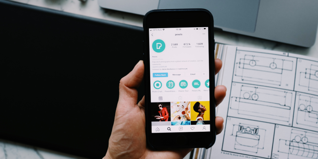 Crafting the Best Instagram Bio: Tips and Example